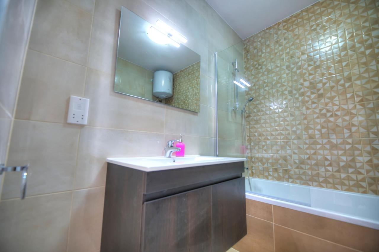 סליאמה Bright & Cozy 3Bedrooms With Stunning Views Dlap1-1 מראה חיצוני תמונה